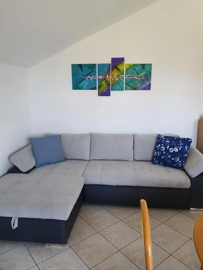 Apartment Irena Malinska
