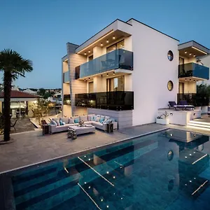 5* Pensjonat Luxury Apartments In Villa Curiera