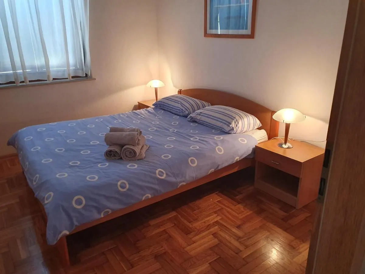 Apartment Irena Malinska
